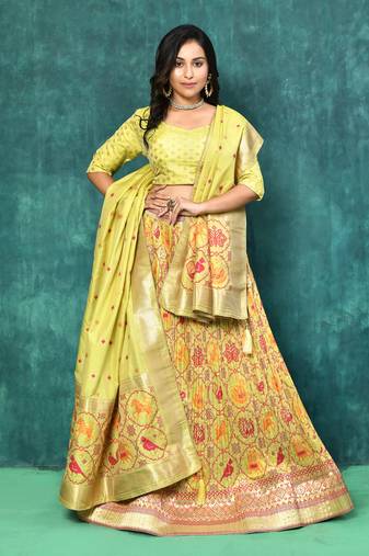 Elora silk zari weaving work semi stitched lehenga for women (Light Yellow)