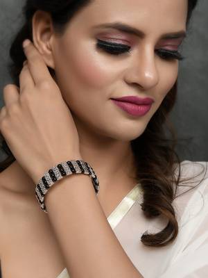 Womn black & silver brass cuff bracelet 2