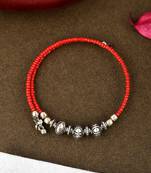 Women red beaded triple ball ghungroo beaded bracelet