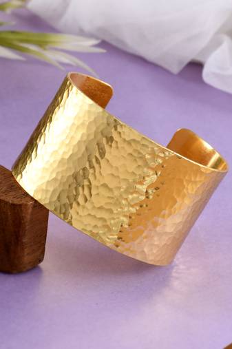 Gold plated handcuff bracelet