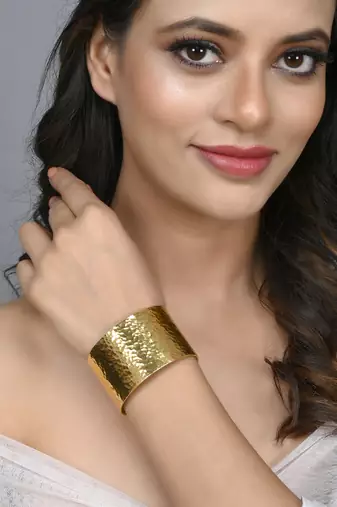 Gold plated handcuff bracelet