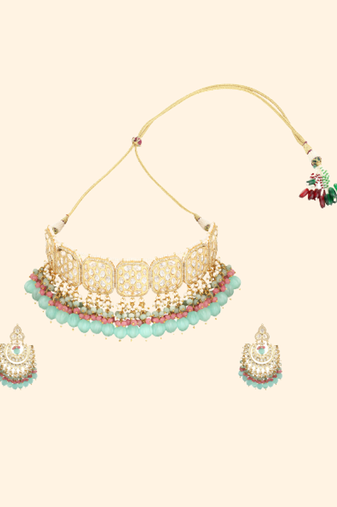 Runjhun squared style decent traditional green kundan & beads studded choker necklace set for women