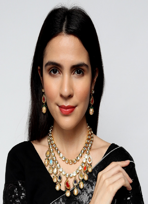 Runjhun traditional kundan & pearl studded necklace jewellery set for women 2