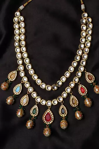 Runjhun traditional kundan & pearl studded necklace jewellery set for women