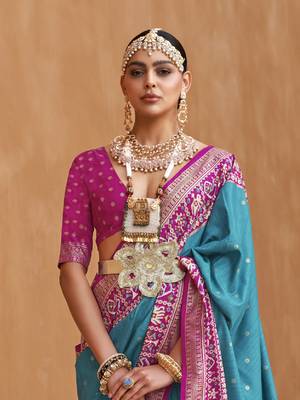Blue Silk Blend Zari Embroidered Saree 3