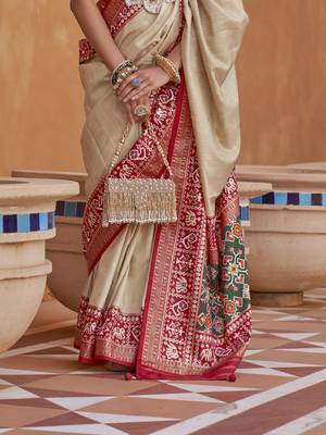 Red and Cream Silk-Blend Zari Embroidered Patola Saree 4