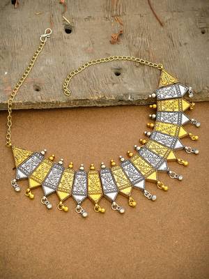 Statement temple choker necklace 1