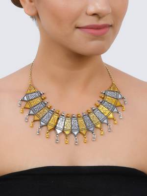 Statement temple choker necklace 2