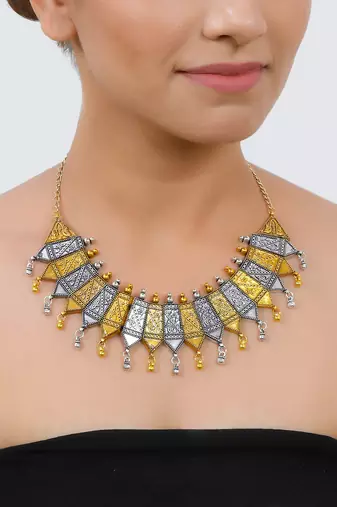 Statement temple choker necklace
