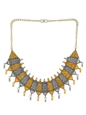 Statement temple choker necklace 4