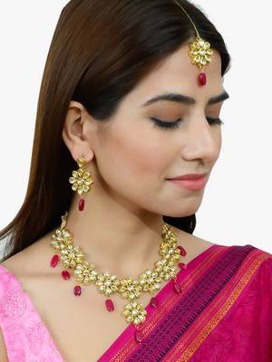 Handcrafted gold plated kundan jewellery set 2