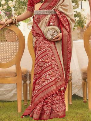 Elora ethnic wear printed patola silk saree (beige) 3