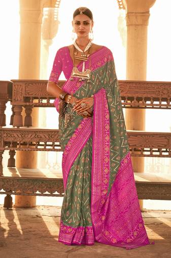 Elora  Gold Printed Patola Silk Blend Saree For Women (Henna Green)