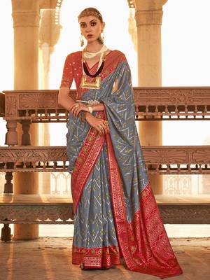 Elora  Gold Printed Patola Silk Blend Saree For Women (Grey) 1