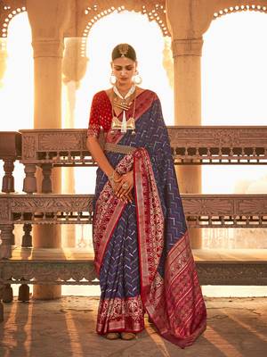 Elora  Gold Printed Patola Silk Blend Saree For Women (Purple) 1