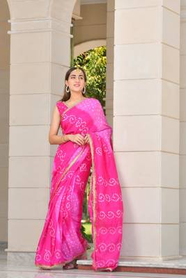 Magenta Bandhani Saree Set Without Blouse 1