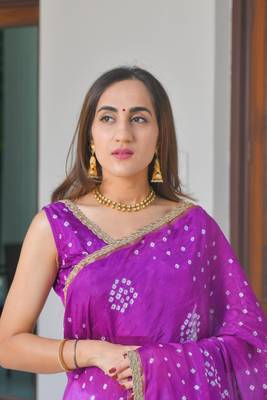 Purple bandhani saree set (stitched blouse) 3