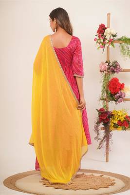 Magenta bandhani angrakha set with dupatta 2
