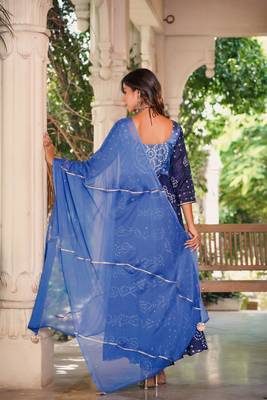 Blue bandhani anarkali kurti with dupatta 2