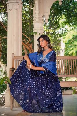 Blue bandhani anarkali kurti with dupatta 3