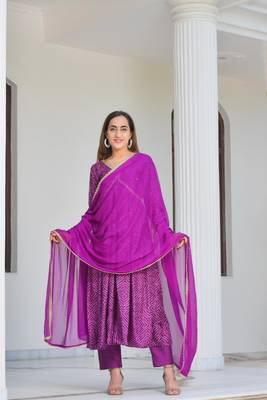 Purple bandhani anarkal set with dupatta 1