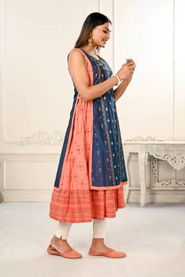 Premium 2 layered inner cotton and outward jacket rayon kurti 3