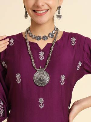 Wine Embroidered Work Slub Rayon Fabric Straight Kurta, Pant and Dupatta Set 4