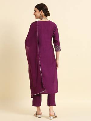 Wine Embroidered Work Slub Rayon Fabric Straight Kurta, Pant and Dupatta Set 5