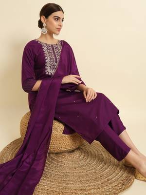 Embroidered Work Slub Rayon Straight Kurta Pant and Dupatta Set 2