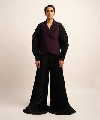 The flux fusion suit 1