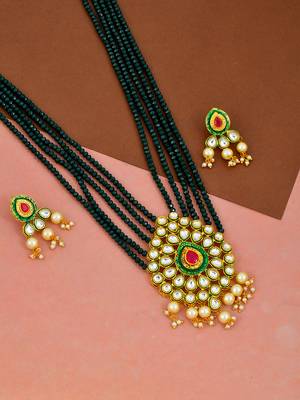 Green, red gold tone kundan beaded necklace with earrings 1
