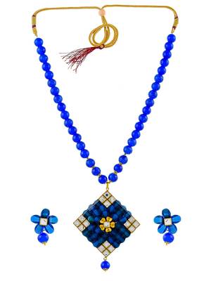 Blue beads pendant set with earrings 3