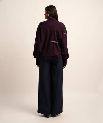 The deep blue trousers 4