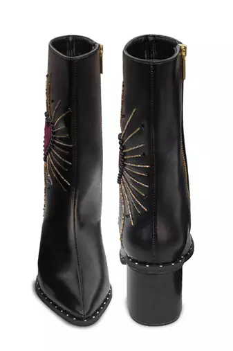 Black embroidery heart me not boots