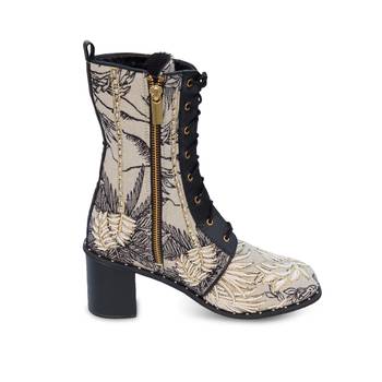 Black embroidery wild side boots 5