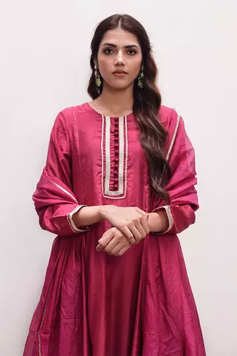 Aiza kurta set
