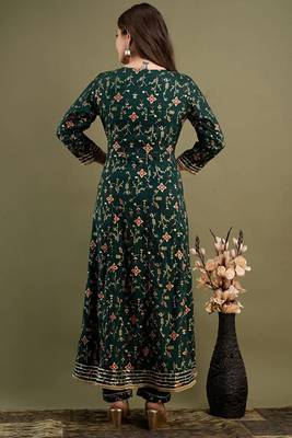 Women's Rayon Floral Print Kurti Pant with Dupatta Set 2