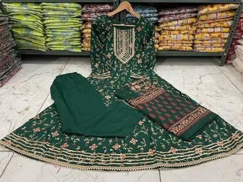 Women's Rayon Floral Print Kurti Pant with Dupatta Set 5