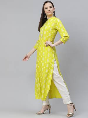 Mokshi women's rayon printed straight kurta 3