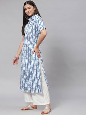 Mokshi blue floral printed rayon straight kurta 2