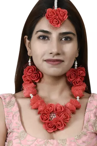 Red gota patti flower jewellry set for haldi & mehndi