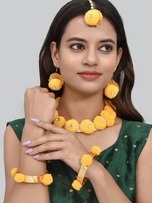 Haldi artificial flower jewellery set 2