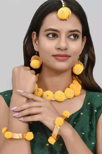 Haldi artificial flower jewellery set