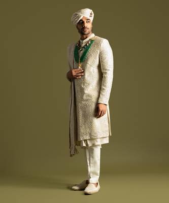 Beige tonal thread work sherwani set 4