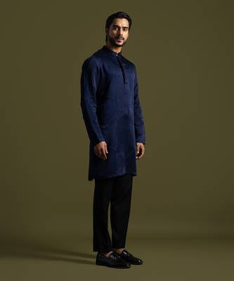 Navy blue linen satin kurta with slim fit pants 3