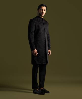 Black smocking detailed kurta with slim fit pants 3