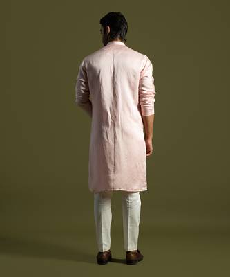 Powder pink linen satin kurta with slim fit pants 4