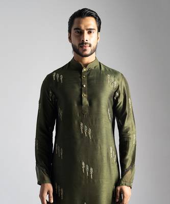 Olive green linen satin kurta with slim fit pants 2