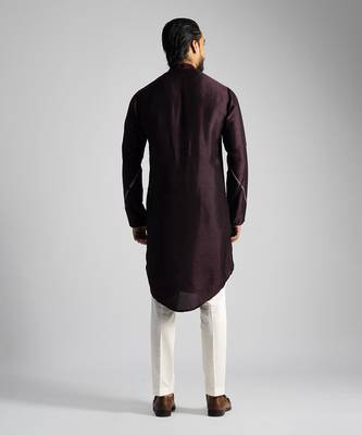 Plum hued shirt kurta with slim fit pants 4