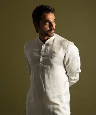 Light grey full sleeves kurta with slim fit pants 2